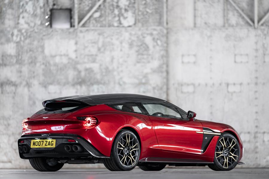  Aston Martin Vanquish Zagato Shooting Brake 2018 года  (UK) (фото 38 из 76)